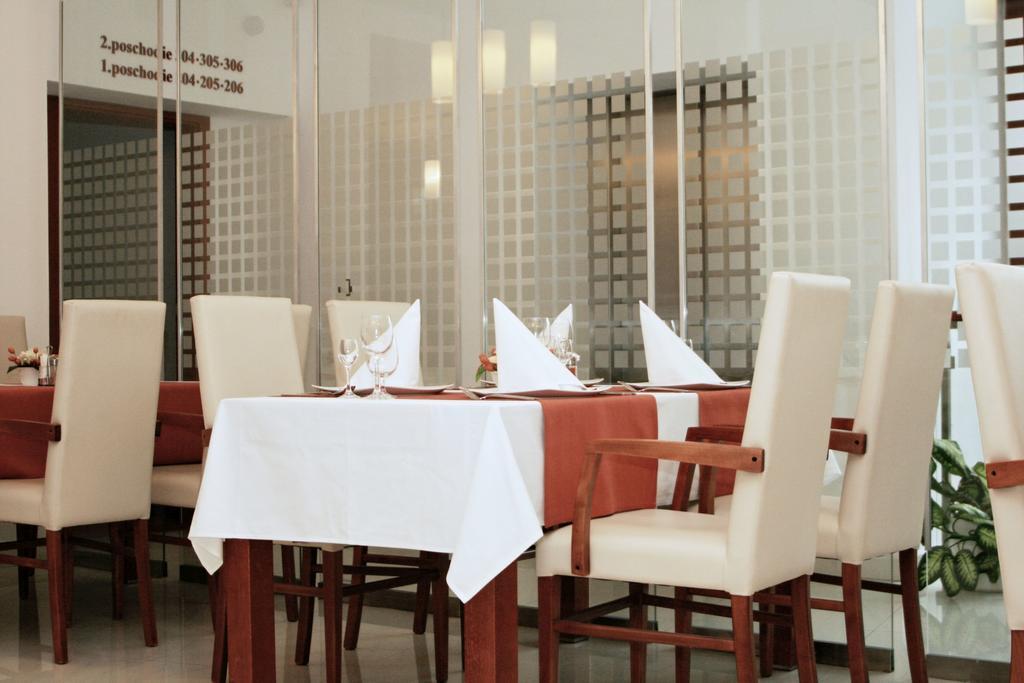 Garni Hotel Praha Trenčianske Teplice Exteriör bild