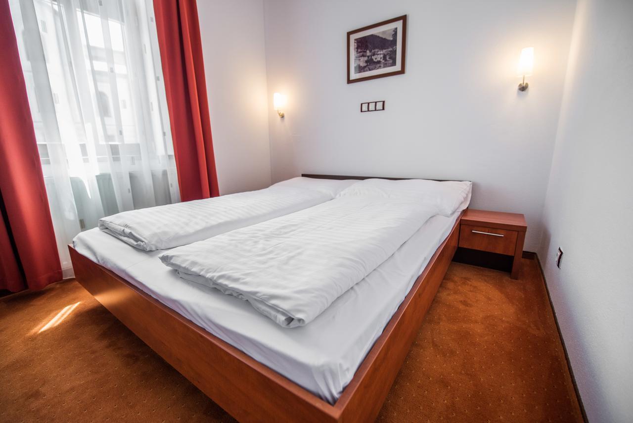 Garni Hotel Praha Trenčianske Teplice Exteriör bild