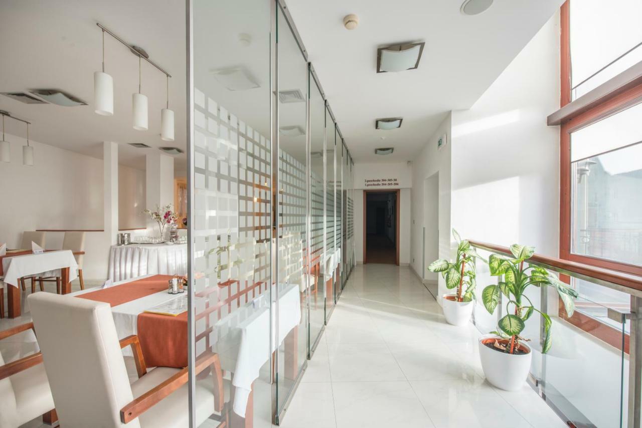 Garni Hotel Praha Trenčianske Teplice Exteriör bild